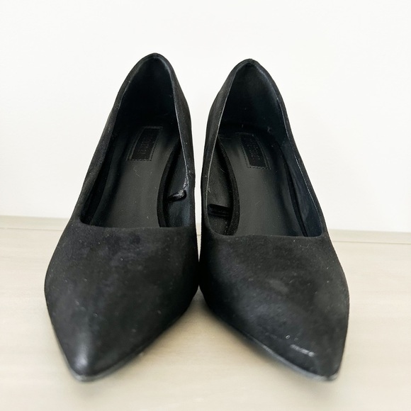 Forever 21 Black Pointed Toe Faux Suede Pumps sz 7 - Picture 5 of 7